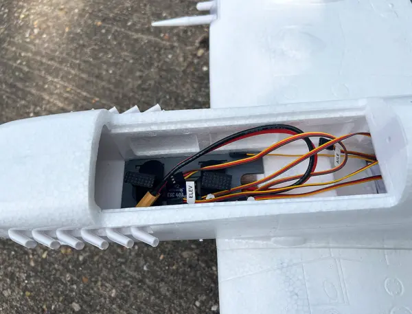 Xfly Supermarine Spitfire Mkix Bare Foam 1200mm Without Tx/Rx/Bat