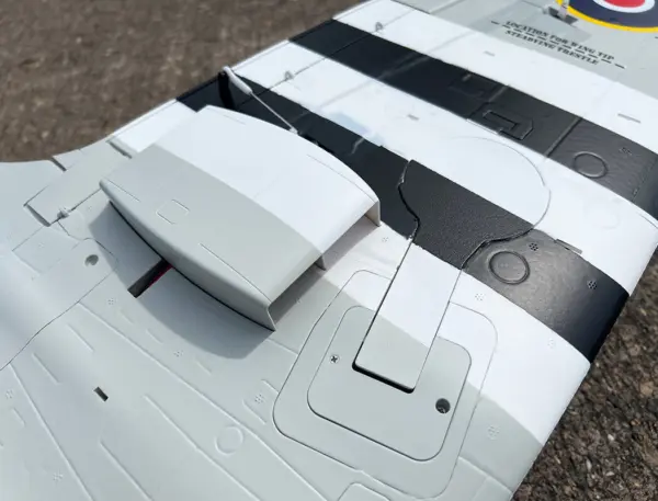 Xfly Supermarine Spitfire Mkix Green 1200mm No Landing Gear Without Tx/Rx/Bat