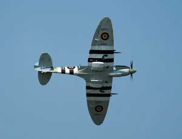 Xfly Supermarine Spitfire Mkix Green 1200mm Without Tx/Rx/Batt