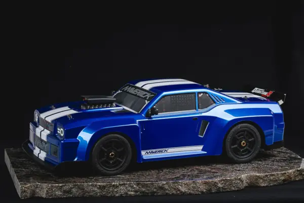 Maverick Rc Quantumr Flux 4s 1/8 4wd Muscle Car - Blue