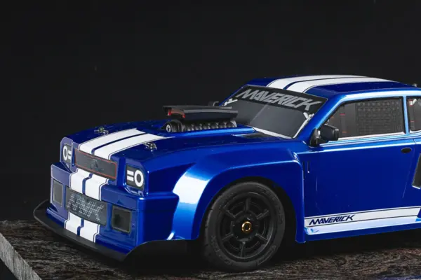 Maverick Rc Quantumr Flux 4s 1/8 4wd Muscle Car - Blue