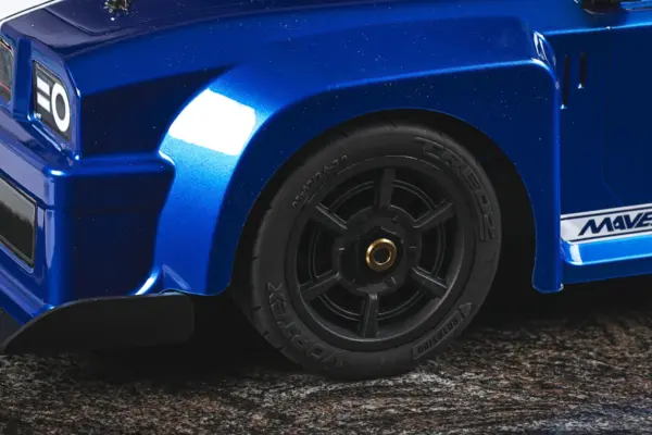 Maverick Rc Quantumr Flux 4s 1/8 4wd Muscle Car - Blue