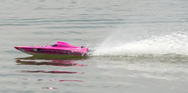 Joysway Rocket V2 Deep v Brushless Electric Abs 620mm 2.4g RTR Boat