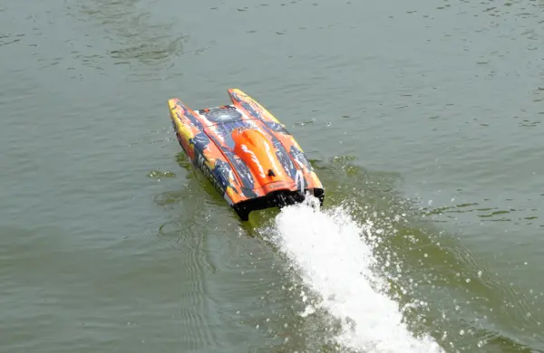 Joysway Monster Brushless Catamaran Elec Abs 570mm 2.4g RTR Boat