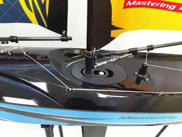 Joysway Focus III 995mm 2.4G RTR Sailboat (BL)