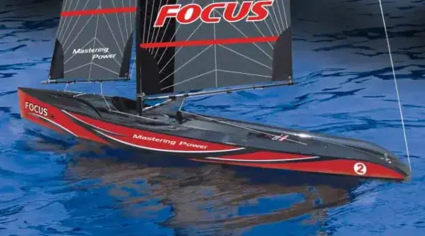 Joysway Focus III 995mm 2.4G RTR Sailboat (R)