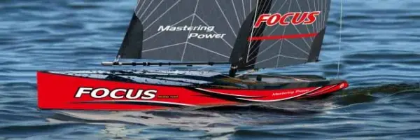 Joysway Focus III 995mm 2.4G RTR Sailboat (R)