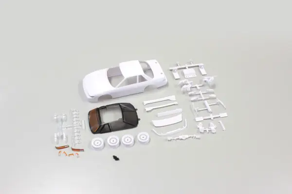 Bodyshell Nissan Silvia S13 Mini-Z + 4WD Rims (White Body)