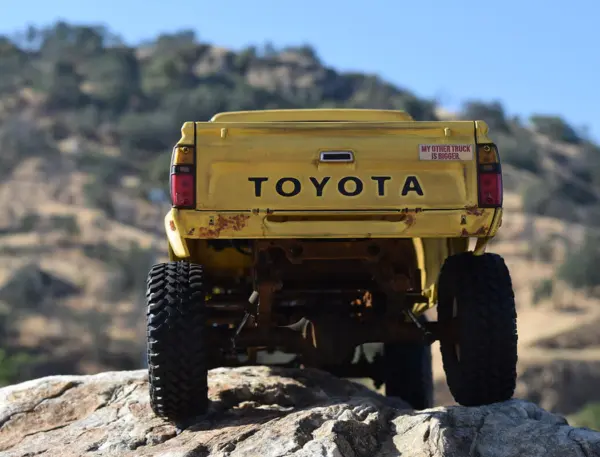 Rc4wd 1/10 Metal Emblem for Tamiya Hilux