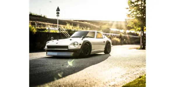 Kyosho Fazer Fz02 Datsun 240z 1971 Tuned Ver. White 1:10 Readyset