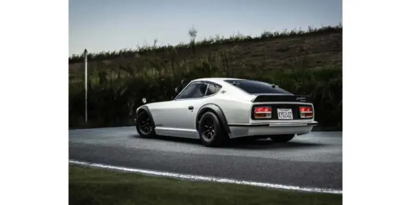 Kyosho Fazer Fz02 Datsun 240z 1971 Tuned Ver. White 1:10 Readyset