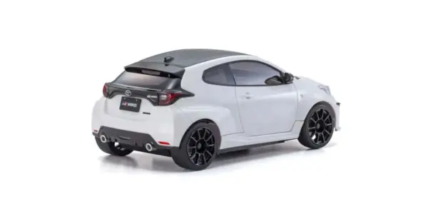 Kyosho Mini-Z MR04 RWD Toyota Yaris White (N-Hm/Kt531p) W/Gyro & LED
