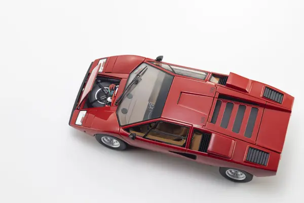 Kyosho 1:18 Lamborghini Countach LP400 1974
