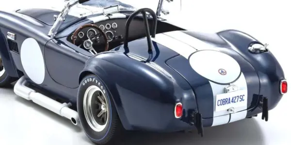 Kyosho 1:18 Shelby Cobra 427 S/C Spider 1962 Dark Blue-White