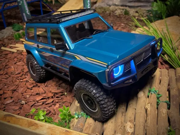 1:10 EP Crawler CR4.4 "PATROL"light blue" RTR
