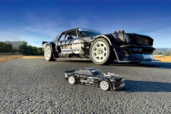 Team Associated Hoonicorn Apex 2 RTR 4wd
