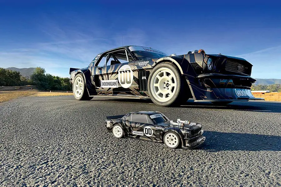 Team Associated Hoonicorn Apex 2 RTR 4wd – view 8