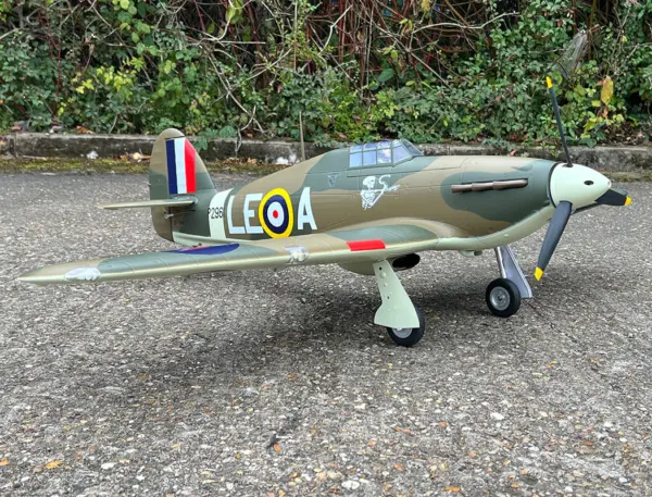 Xfly Hawker Hurricane Mk1 Brown/Green 1200mm PNP