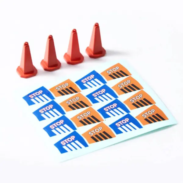 FMS 1:18 Traffic Cone Red (4pcs)