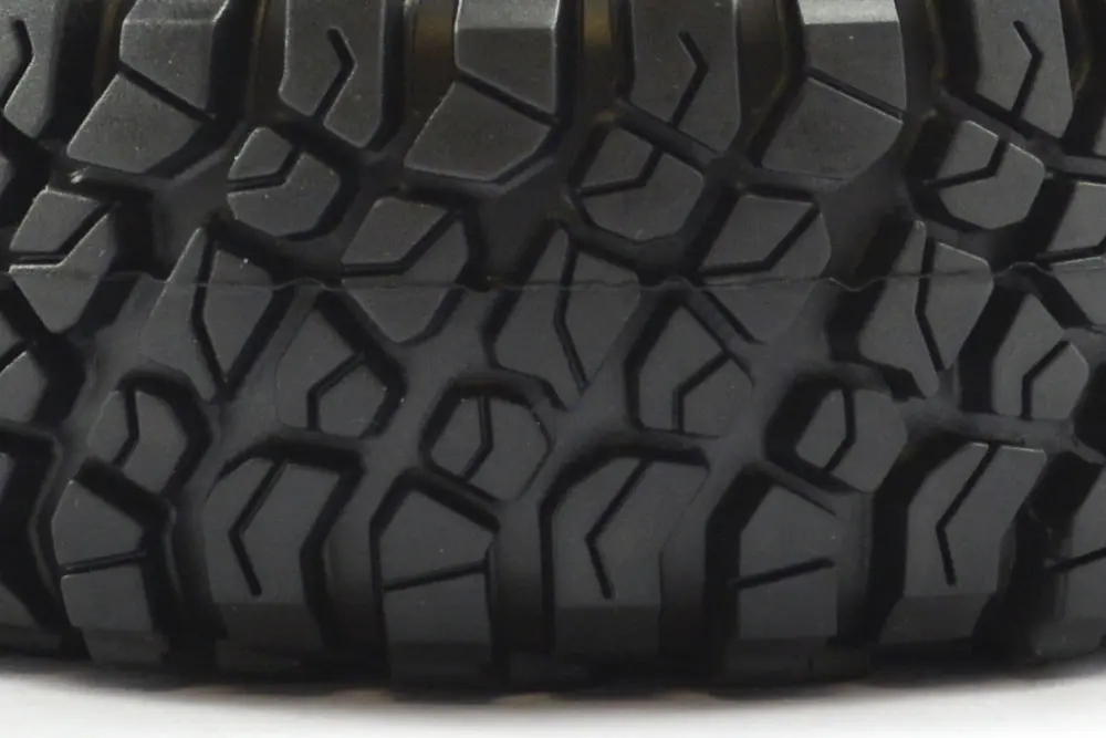 FTX Mauler 2.2" All Terrain Tyres Pre-Glued on Black Wheels (2) – view 6