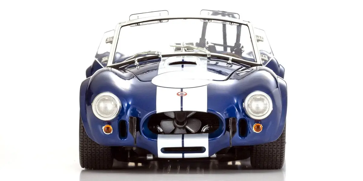 Kyosho 1:18 Shelby Cobra 427 S/C Spider 1962 Blue/White – view 4