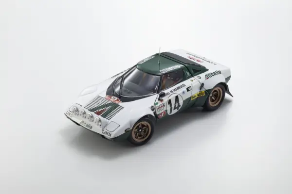 Kyosho 1:18 Lancia Stratos Hf s.munari Winner Monte Carlo 1975 nr.14
