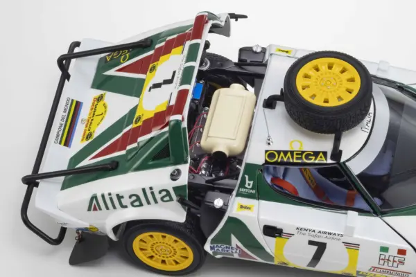 Kyosho 1:18 Lancia Stratos Hf s.munari 3rd Safari Rally 1977 nr.7