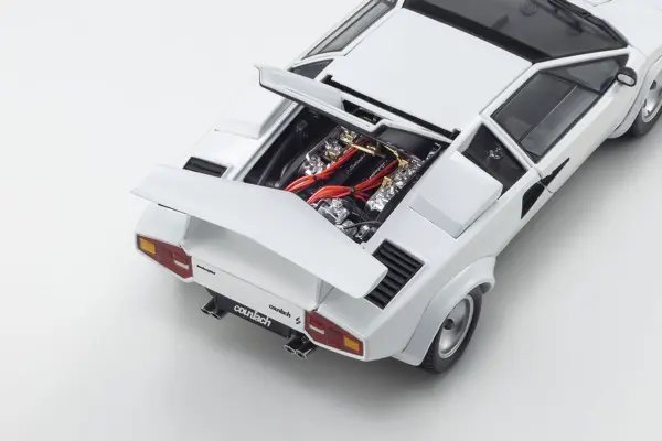 Kyosho 1:18 Lamborghini Countach Lp400 S White