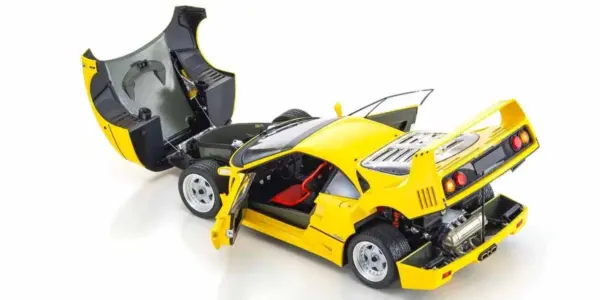 Kyosho 1:18 Ferrari F40 Yellow 1987 Die-Cast Collection