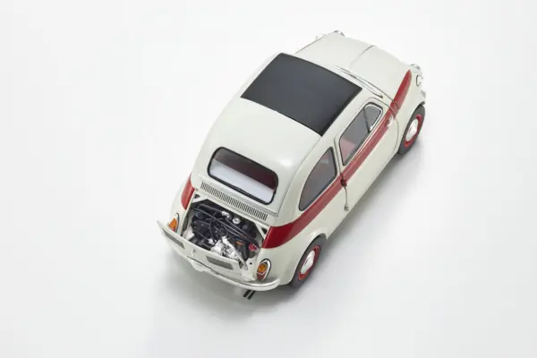Kyosho 1:18 Fiat Nuova 500 Sport Light Gray/Red Line