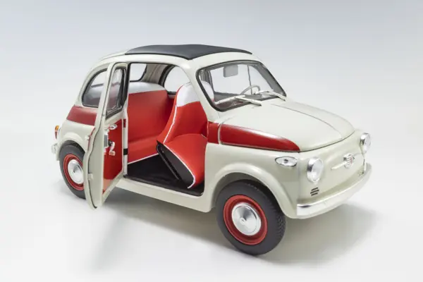 Kyosho 1:18 Fiat Nuova 500 Sport Light Gray/Red Line