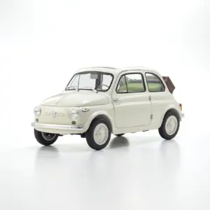 Kyosho 1:18 Fiat Nuova 500 Ivory Accessories Version