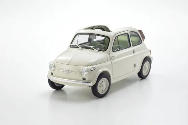 Kyosho 1:18 Fiat Nuova 500 Ivory Accessories Version