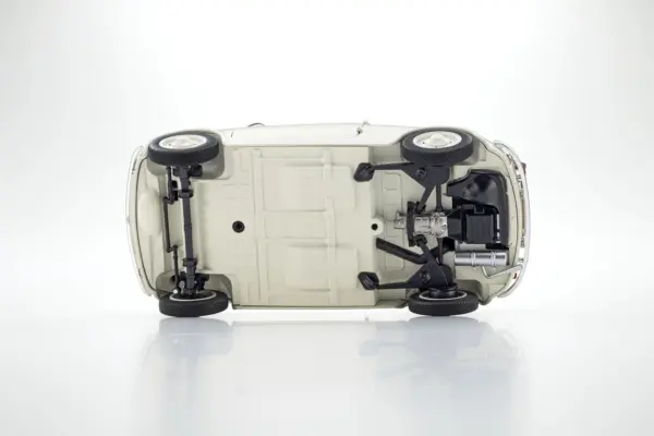 Kyosho 1:18 Fiat Nuova 500 Ivory Accessories Version