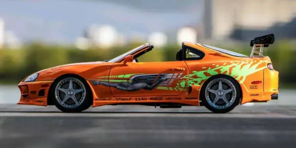 Kyosho 1:18 Toyota Supra Turbo Fast & Furious Orange Pearl