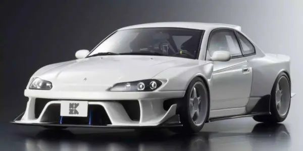 Kyosho 1:18 Samurai Collection Nissan Silvia S15 Khyzyl Saleem White