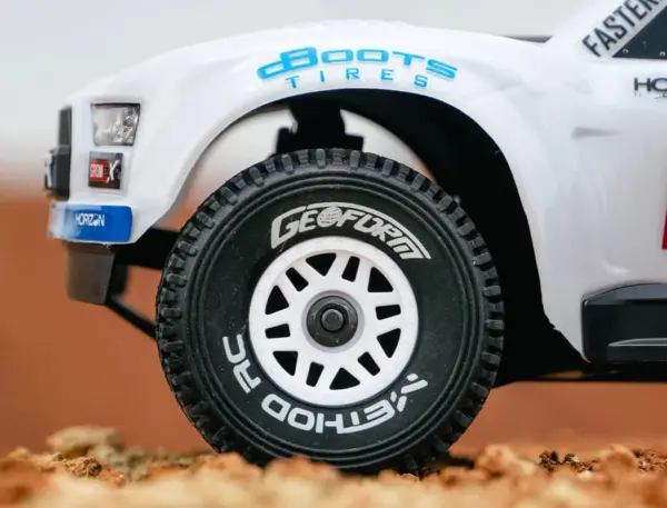 Method Geoform 1/16 Sc Tyres on 12mm Hex White Wheels (Pr)