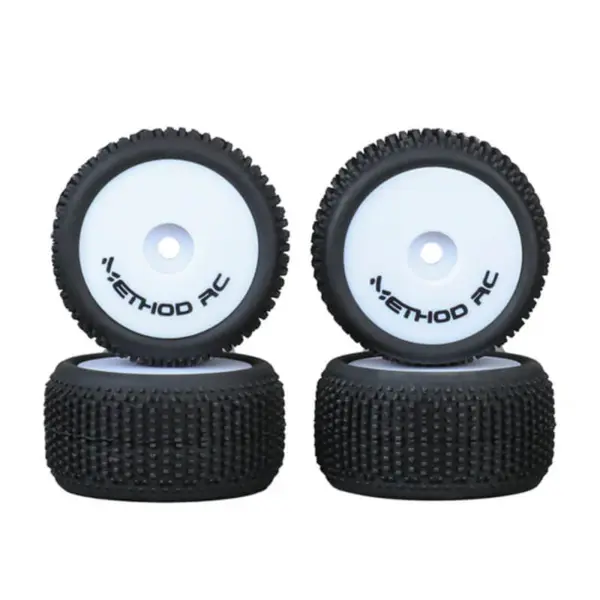 Method Nitragrip 1/24 Truck Tyres F/R on 7mm Hex White (4)