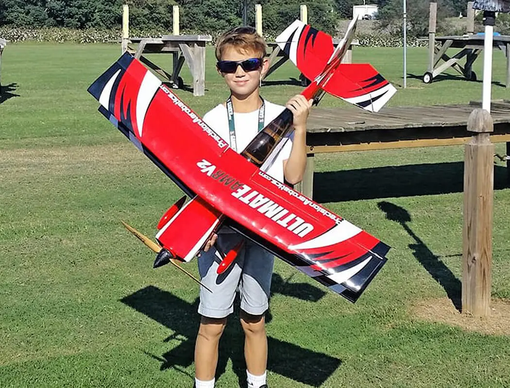 Precision Aerobatics Ultimate Amr V3 - Red – view 4