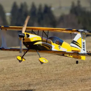 Precision Aerobatics Ultimate Amr V3 - Yellow – view 2