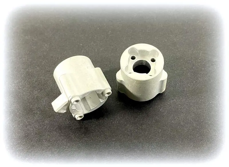 CNC Alu. Rear Axle Adapter L/R - Yucatan