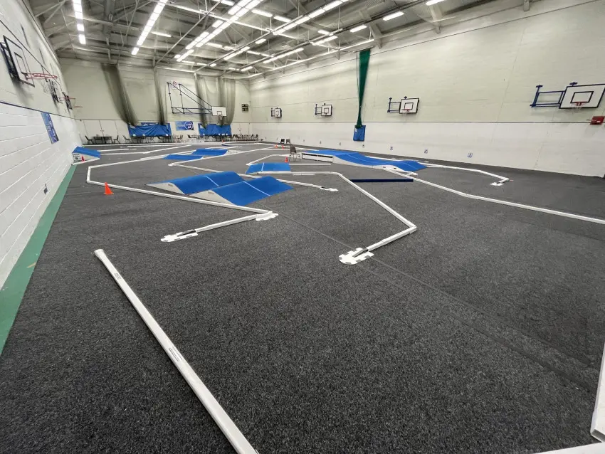 1066 Racing (indoors)