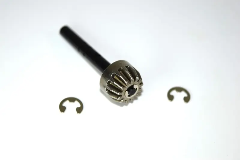 Differential Drive Gear Shaft + E-Clips