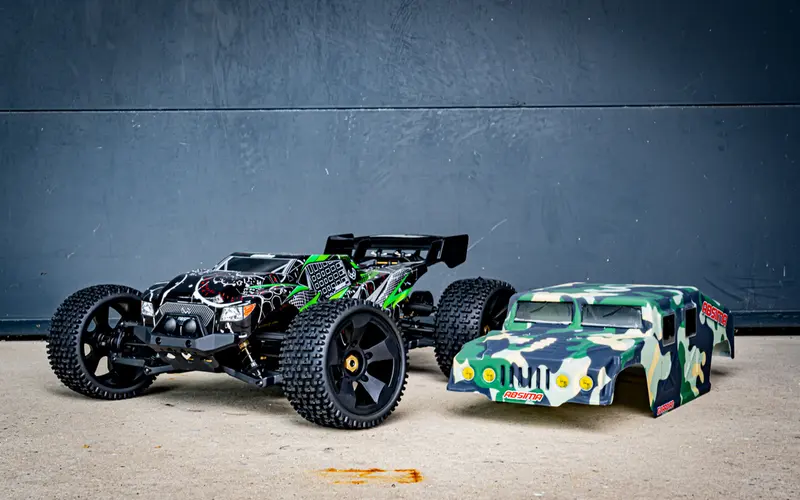1:8 Truck "Torch/Guardian 2in1" Green/Black 4s RTR
