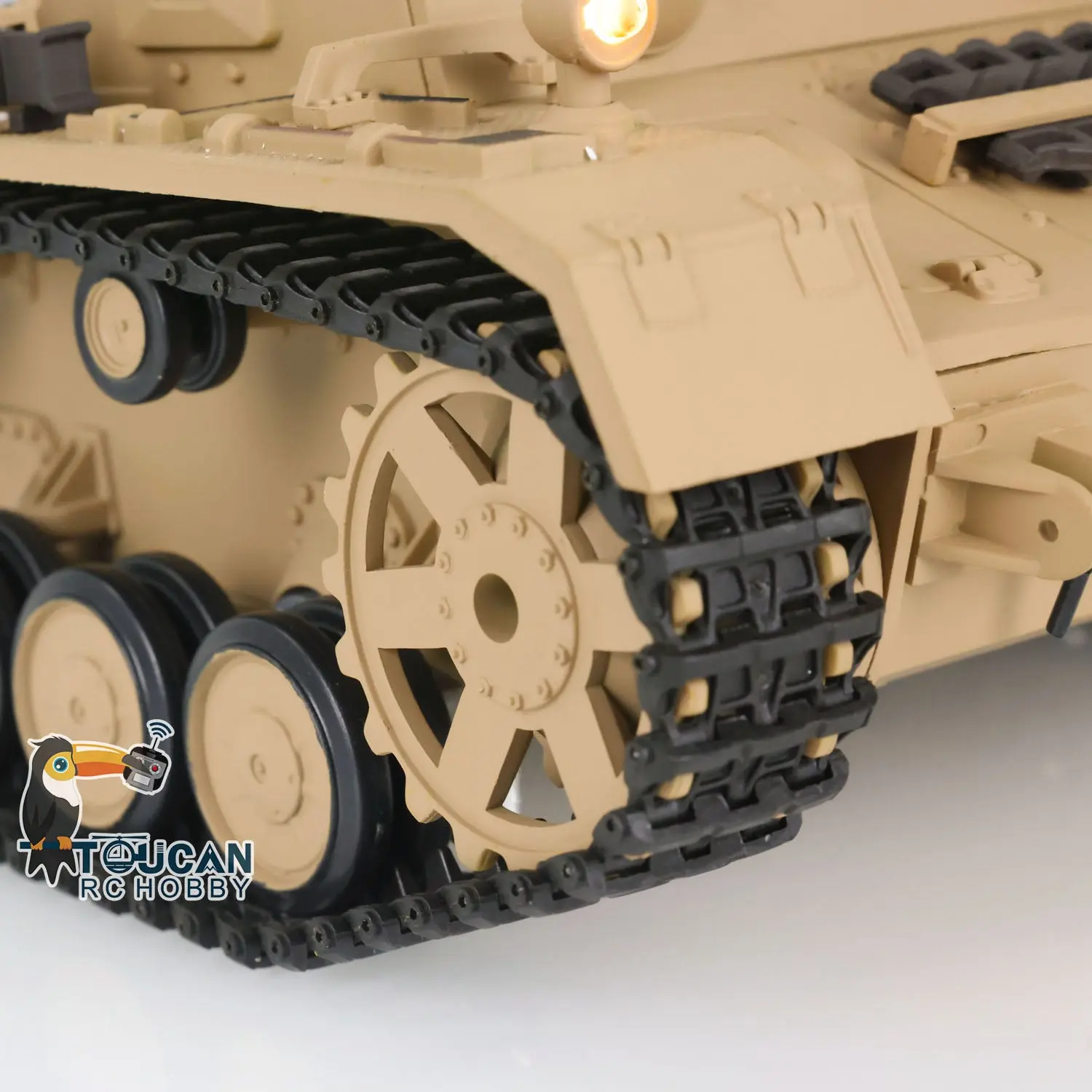 2.4G Henglong 1:16 Scale TK7.0 Plastic German Panzer IV F RTR RC Tank Model 3858 Military Model Stimulated Sound Smoke
