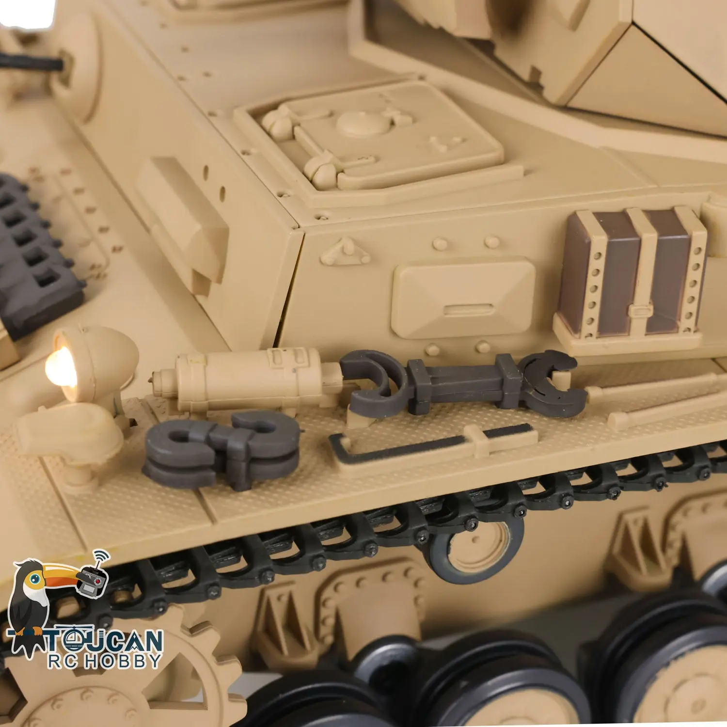 2.4G Henglong 1:16 Scale TK7.0 Plastic German Panzer IV F RTR RC Tank Model 3858 Military Model Stimulated Sound Smoke
