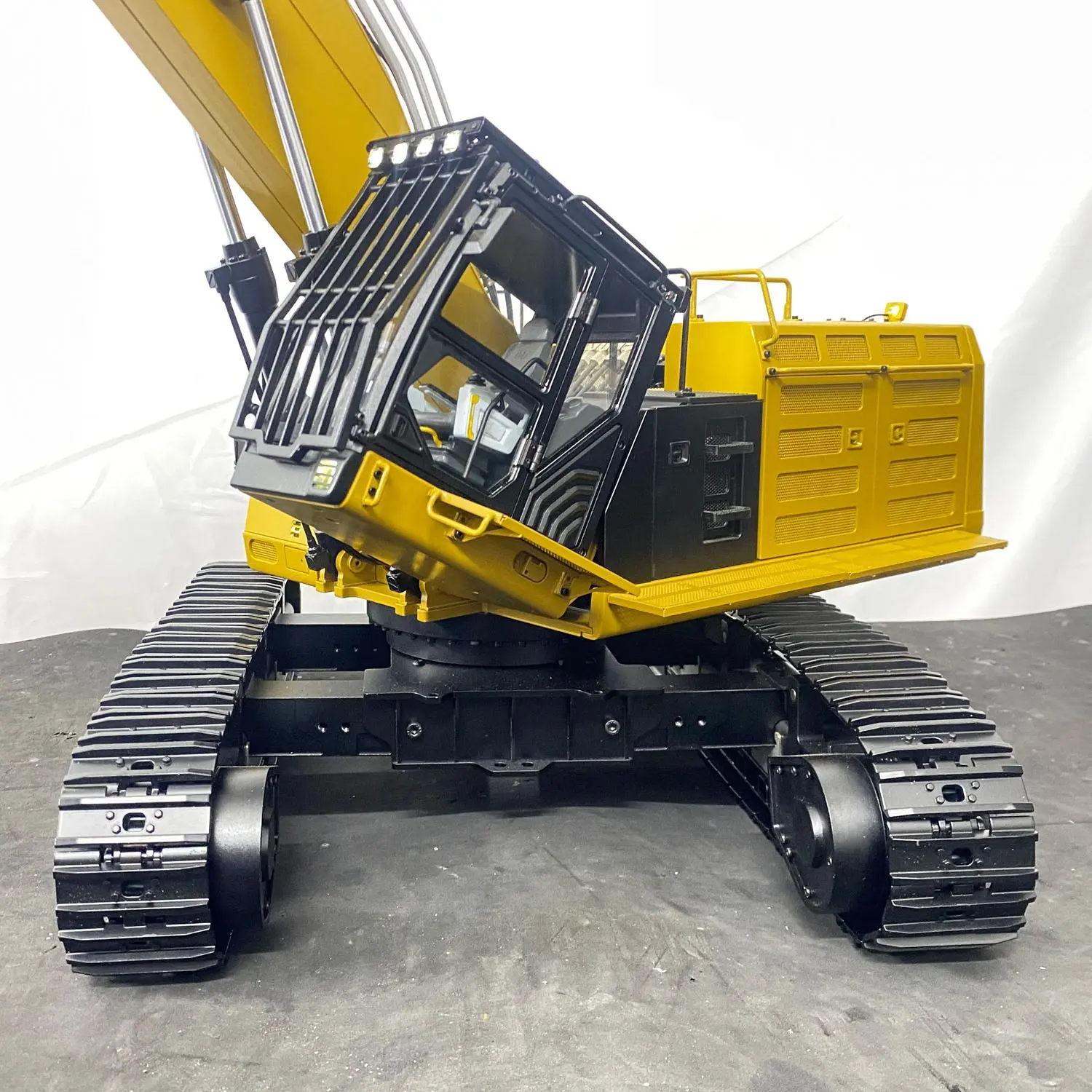 1/14 3 Arms RC Hydraulic Equipment Radio Controlled Excavator Car Model 374F FlySky PL18EV Lite Shovel ESC Servo Motor