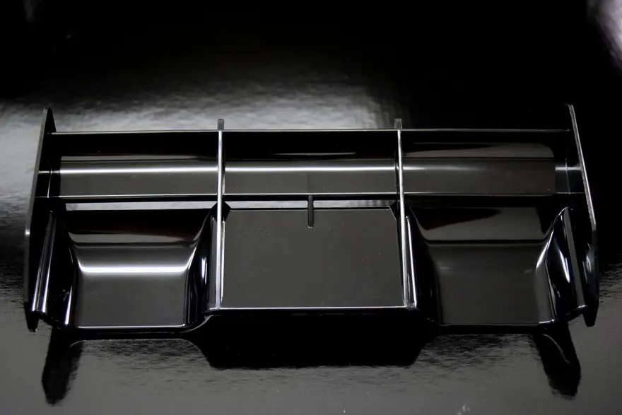 Wing 1:8 Black