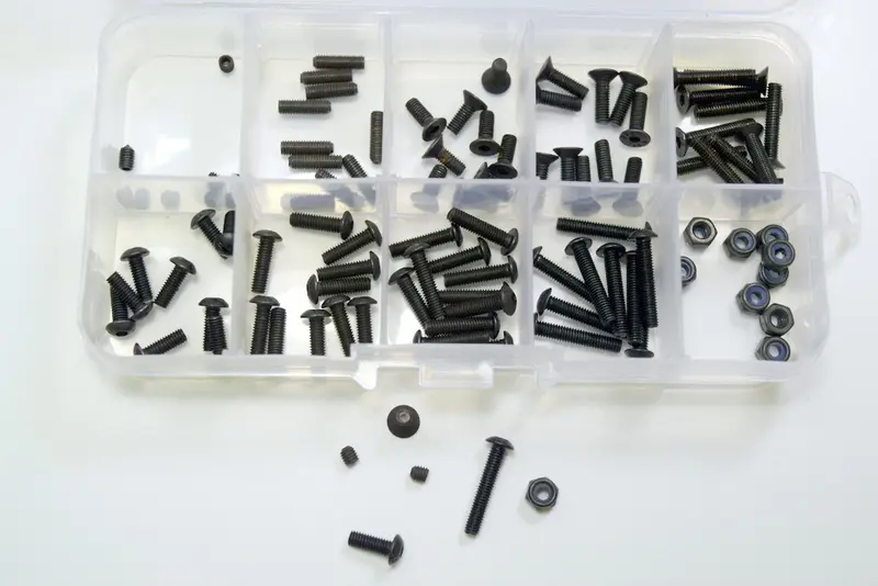 1:10 Screw Set