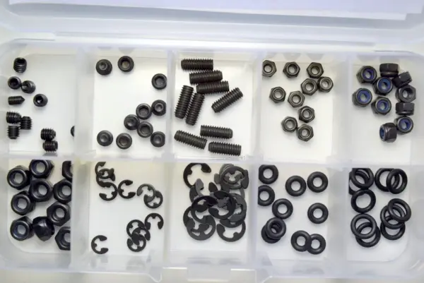 1:10 Screw Set